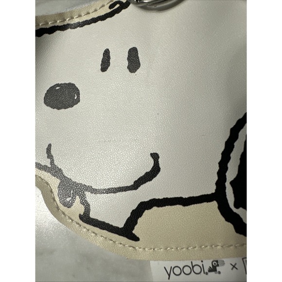 Yoobi X Peanuts Snoopy Coin Purse - Picture 2 of 4
